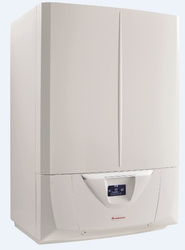 Cazan pe gaz VICTRIX ZEUS SUPERIOR 25 cu rezervor de stocare de 54L - eficiență și modernitate în încălzire